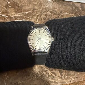 Tissot seastar Classic Silver Dial with Black Leather Band